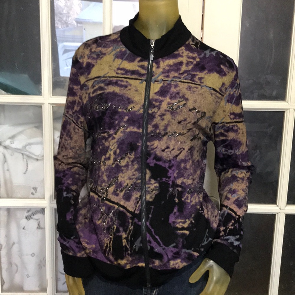 NWT Adore top